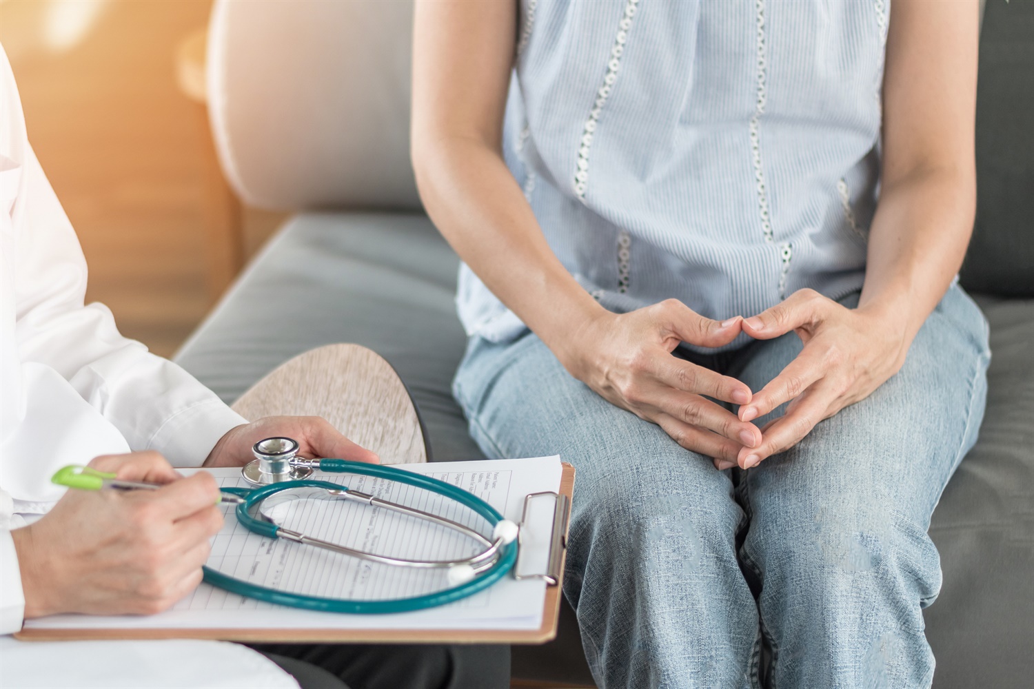 Diagnóstico de menopausia prematura usando la medición de la hormona anti-mülleriana circulante